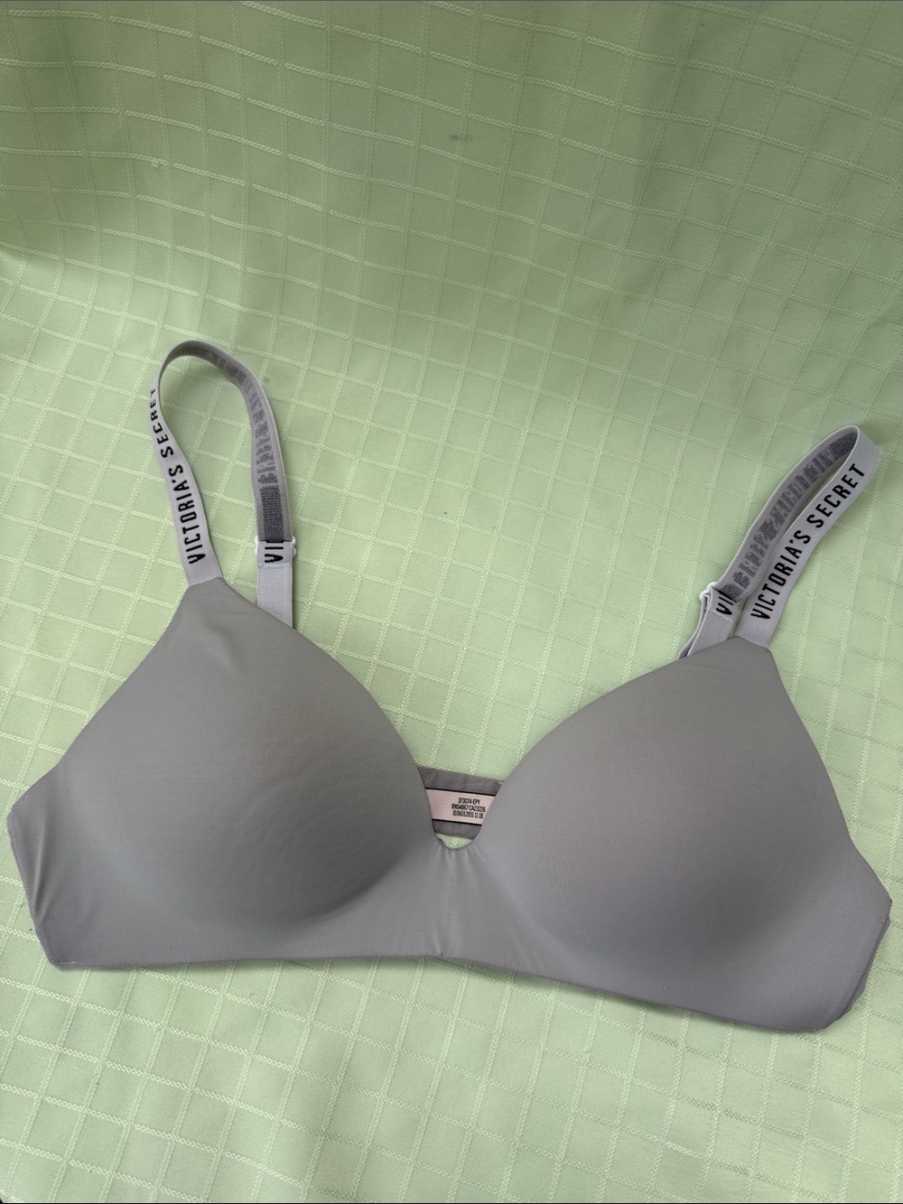 Victoria's Secret Gray Molded T-Shirt Bra with Branded Straps